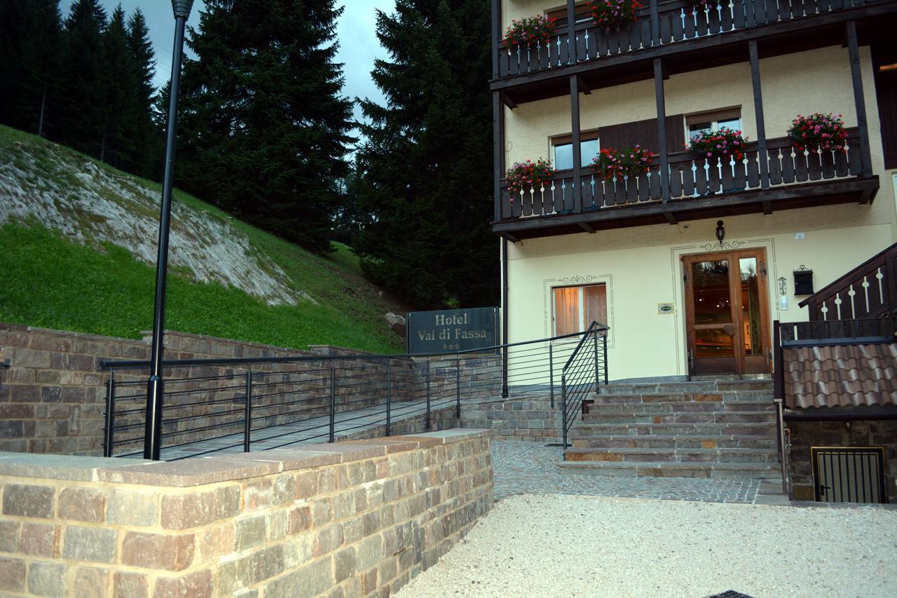 Hotel Val Di Fassa Сорага Экстерьер фото